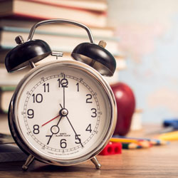 برای یادگیری زبان انگلیسی چقدر زمان نیاز است؟